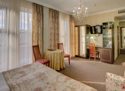 Shery Hall - 50