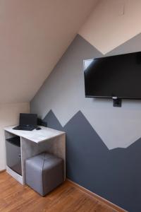 Gibrid-otel Risor - 63