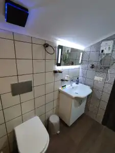 TJ Guest House - 17