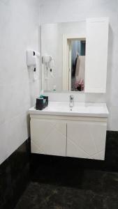 Royal Meridien - 78