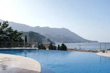 Skyline Resort - 2