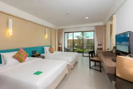 Sawaddi Patong Resort & Spa by Tolani - 40