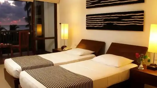 Goldi Sands - 4
