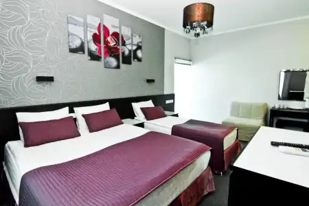 Arriva Mini-Hotel - 0