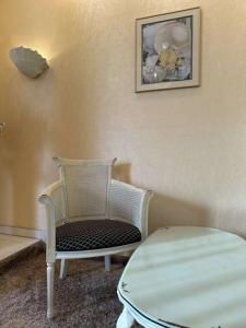 La Vie De Chateau - 212