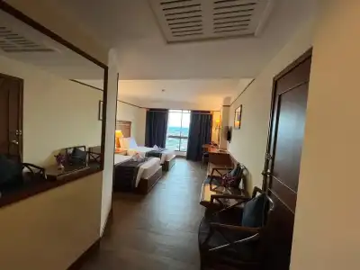 Cholchan Pattaya Beach Resort - 48