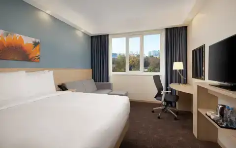 Hampton By Hilton - 59