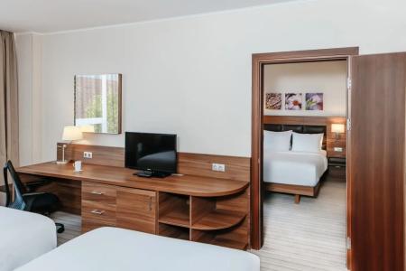 Хилтон Гарден Инн Калуга - 122