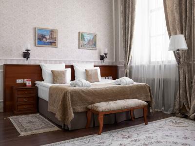 Ekaterina - 47