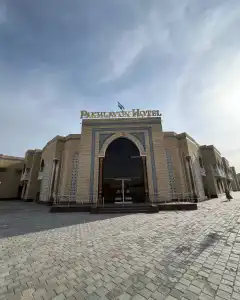Pakhlavon - 1