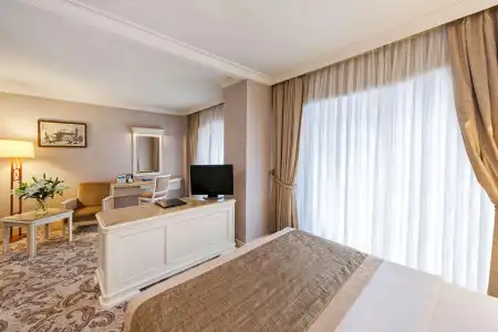 Elite World Comfy Taksim - 43