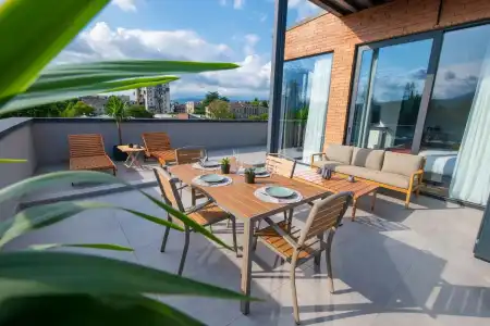 Gratus Aparthotel - 205