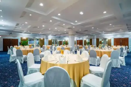Cholchan Pattaya Beach Resort - 31