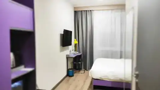 City Hostel - 34
