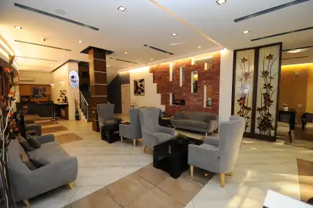 Coral Boutique - 1