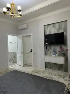 Hayat - 22