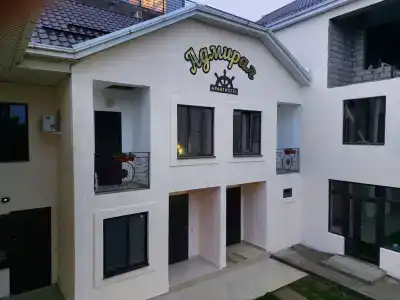 Admiral Inn Aparthotel - 0