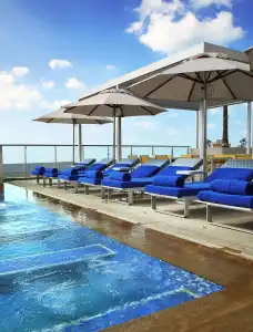 Grand Cosmopolitan - 20