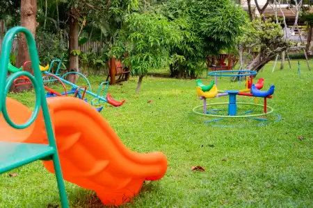 Hillside Resort - 6