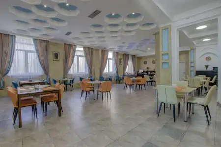 Shah Palace - 10