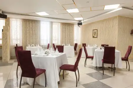 Regina-Universitetskoy - 10