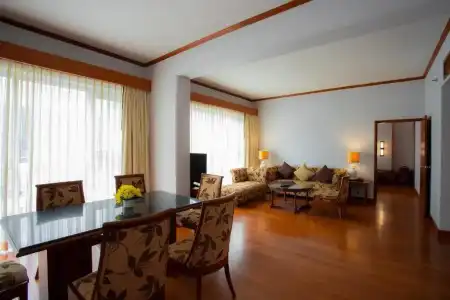 The Royal Paradise & Spa - 183