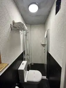 Corner Hot - 42