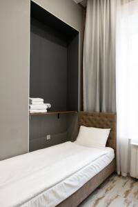 GrandWhite Apart - 156