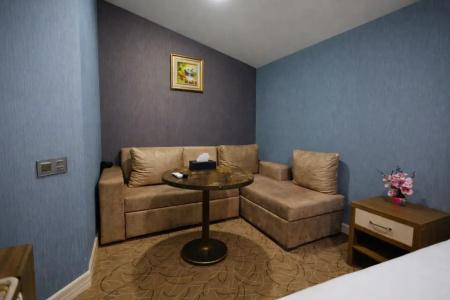 Royal Meridien - 54