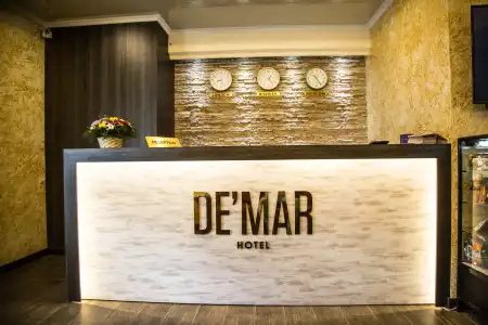 De'Mar - 7