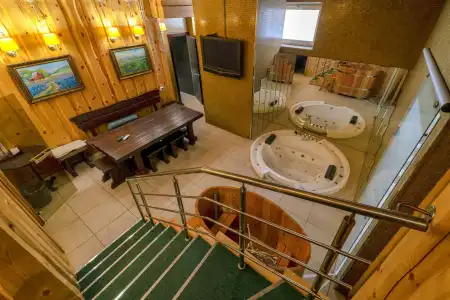 7 Avenue and SPA - 45