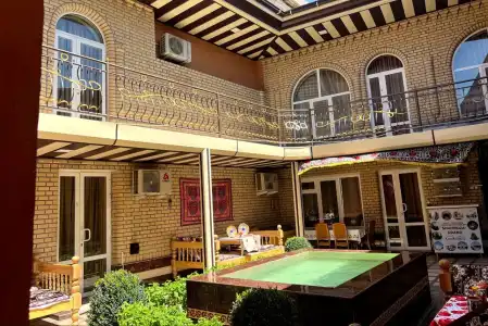 Shahnoza Grand Guest House - 1