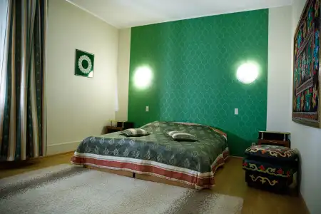 Pyatiy Ugol - 65