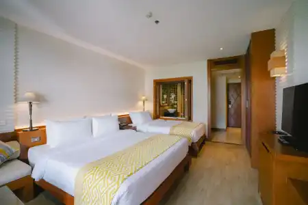 The Royal Paradise & Spa - 34