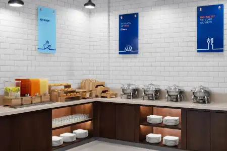  Holiday Inn Express Dubai - Safa Park, an IHG - 16