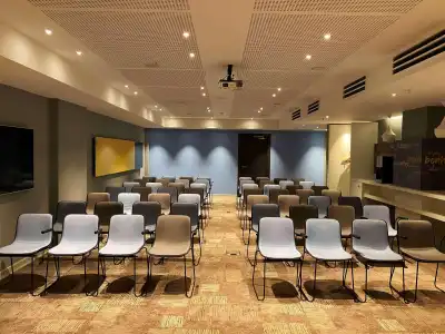 ibis Center - 12