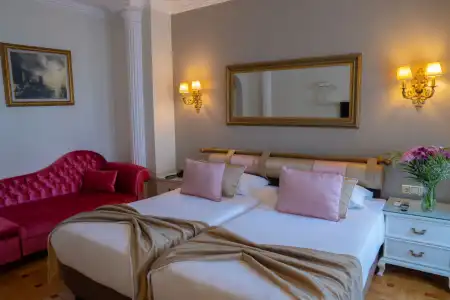 Avicenna Sultanahmet - 85
