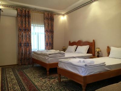 Old Bukhara Boutique - 86