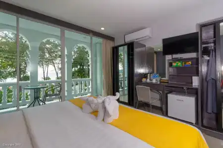Modern Living Residence Phuket Patong - 20