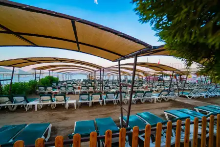 Senza The Inn Resort & Spa Resort - 8