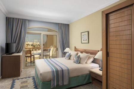 Royal Lagoons Resort & Aqua Park Families and Couples ONLY - 10