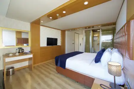 The Hera Platinum - 30