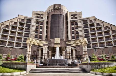 Multi Grand Pharaon - 1