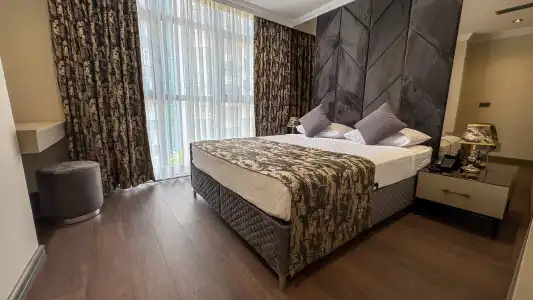 Alice Antalya - 73