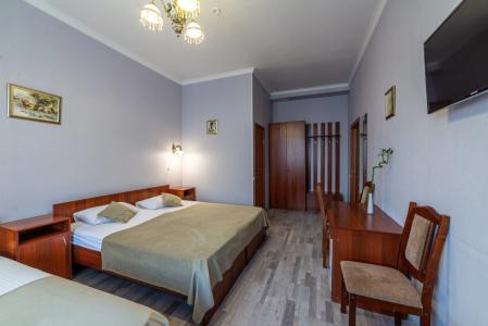 Демократ на Некрасова 58 - 216