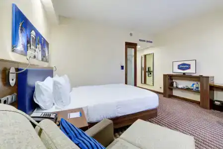 Hampton by Hilton Volgograd Profsoyuznaya - 58