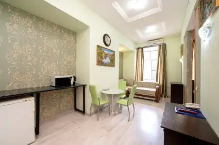 Nevskij 111 - 156