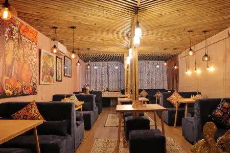 Nomad - Hostel - 9