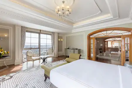 Al Habtoor Palace - 42