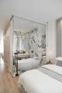 Suite - 1